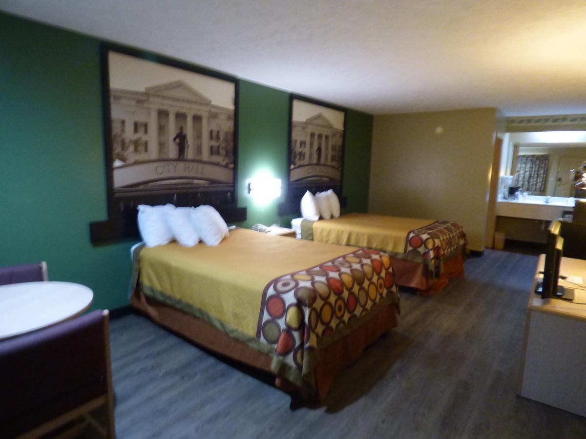 Super 8 By Wyndham Kosciusko Motel Ngoại thất bức ảnh